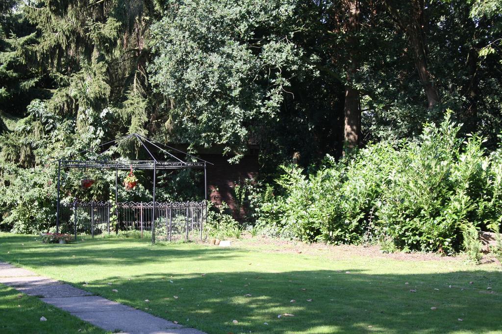 Biedermeier Born Ruang foto