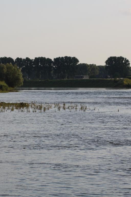 Biedermeier Born Ruang foto